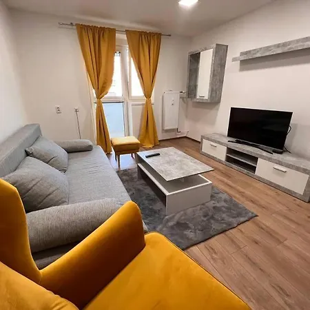 Novozrekonstrulovany Podhaj * Мартин